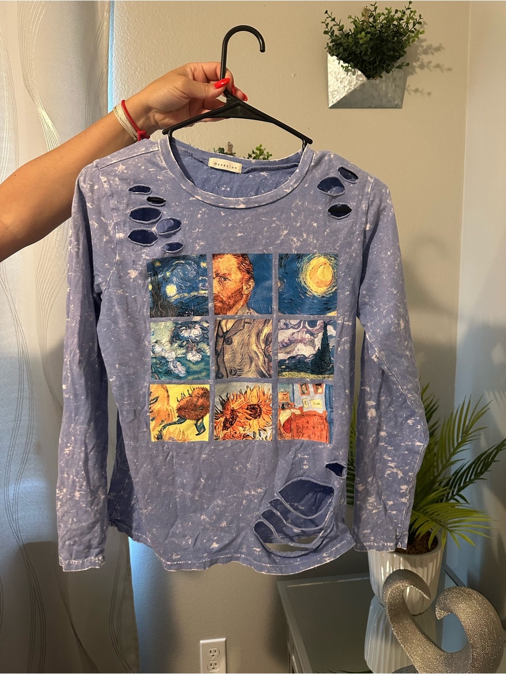 Occasion Lavender Distressed Long-Sleeve Art Grid Tee